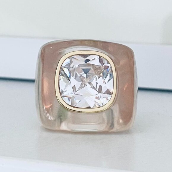 Modern Clear Resin and Diamond Statement Costume Cocktail Ring Size 7/8 - Picture 3 of 10